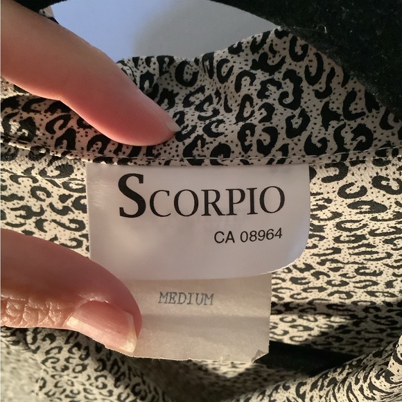 Vintage animal print long sleeve blouse by Scorpio - Picture 5 of 9